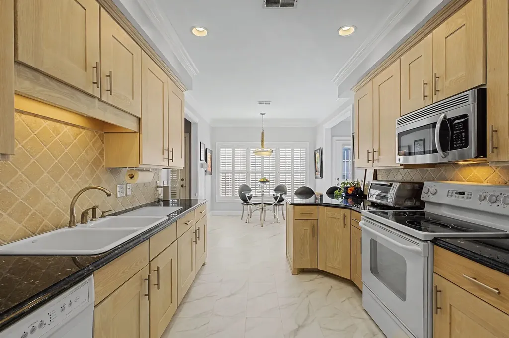 2814B White Oak Drive Nashville TN 37215