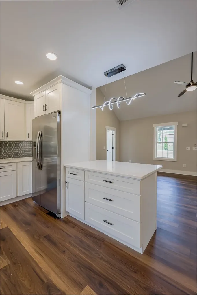 502 Hennessee Avenue Morrison TN 37357