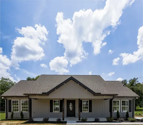 502 Hennessee Avenue Morrison TN 37357