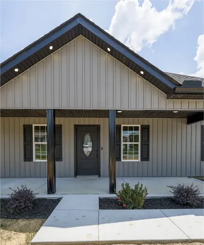 502 Hennessee Avenue Morrison TN 37357