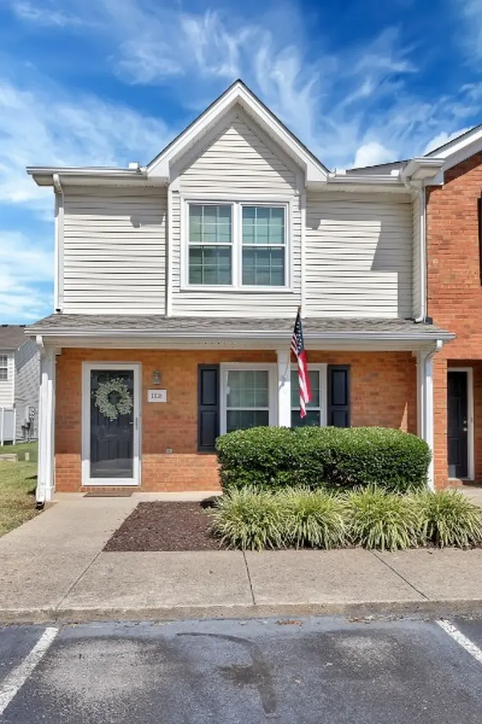 1018 Sitting Bull Crossing Murfreesboro TN 37128