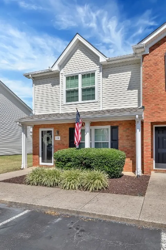 1018 Sitting Bull Crossing Murfreesboro TN 37128