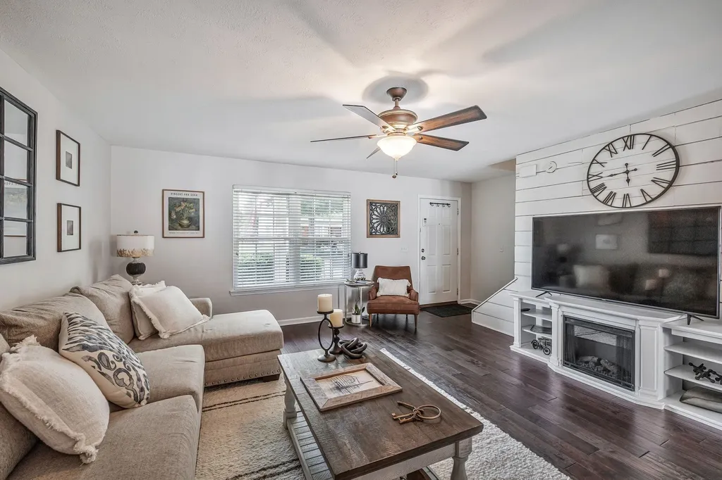 1018 Sitting Bull Crossing Murfreesboro TN 37128