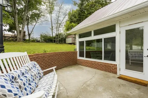 715 Carmen Drive Athens TN 37303