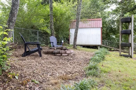 715 Carmen Drive Athens TN 37303