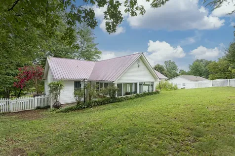 715 Carmen Drive Athens TN 37303