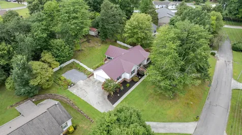 715 Carmen Drive Athens TN 37303