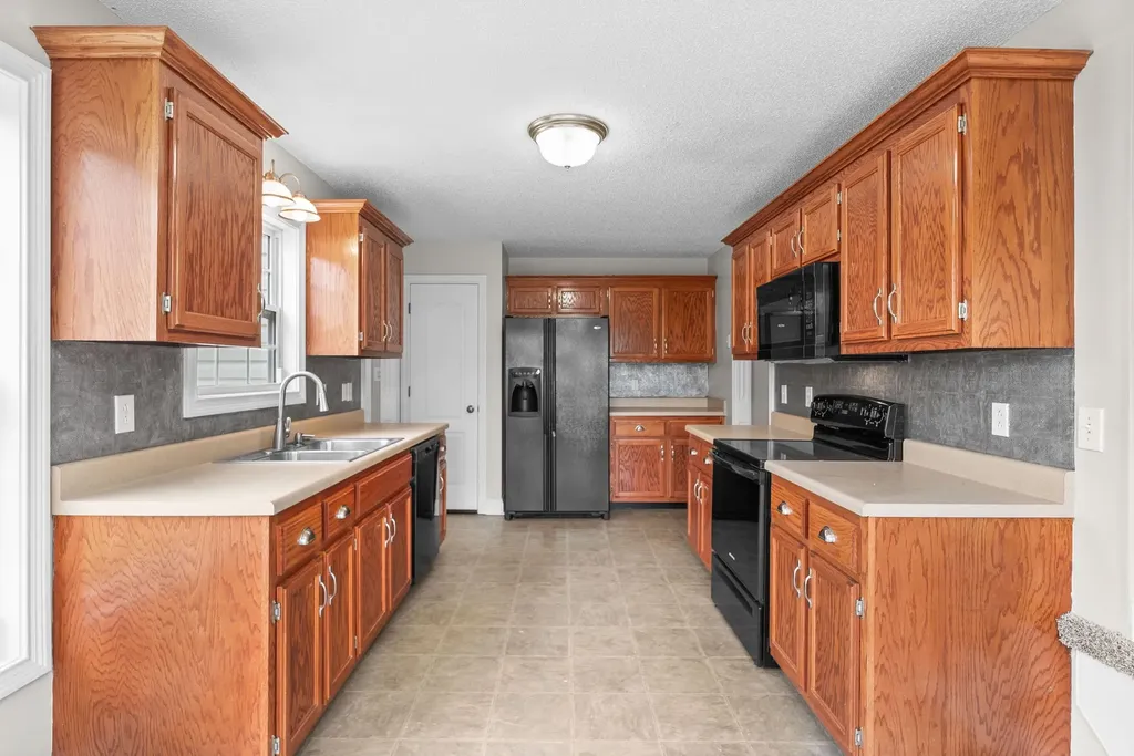706 Shamrock Court Clarksville TN 37043