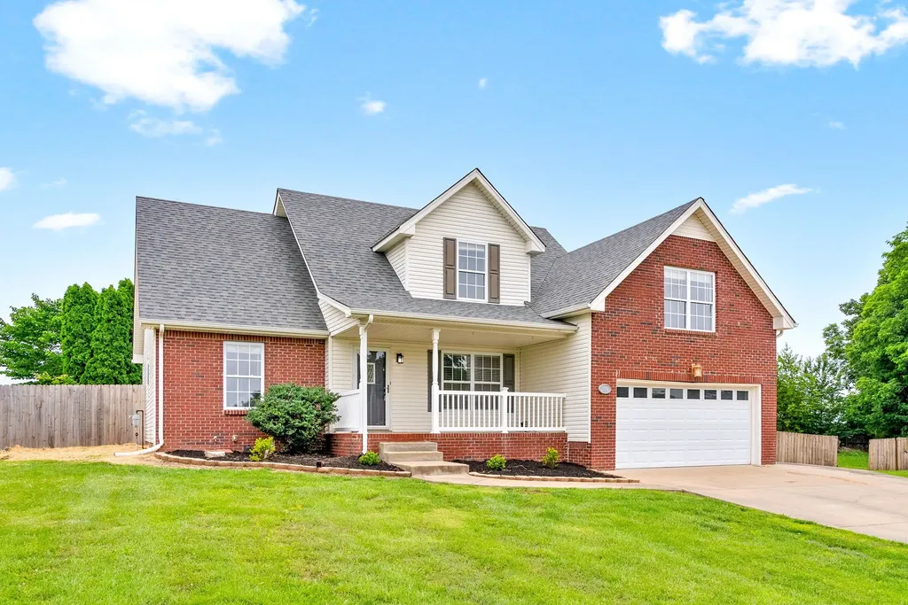 706 Shamrock Court Clarksville TN 37043
