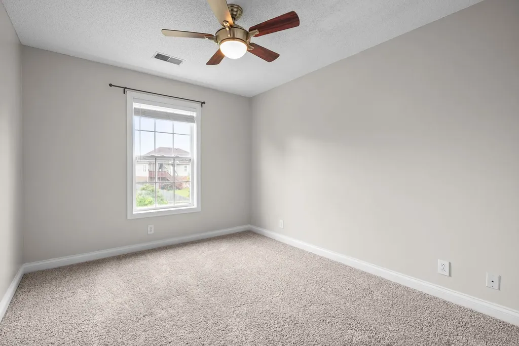 706 Shamrock Court Clarksville TN 37043