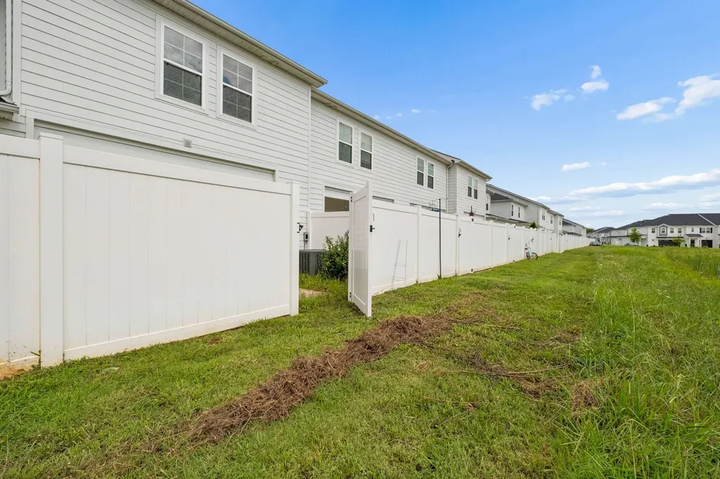 4347 Doral Drive Murfreesboro TN 37127