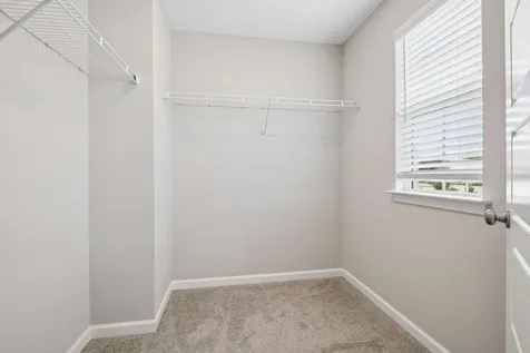 4347 Doral Drive Murfreesboro TN 37127