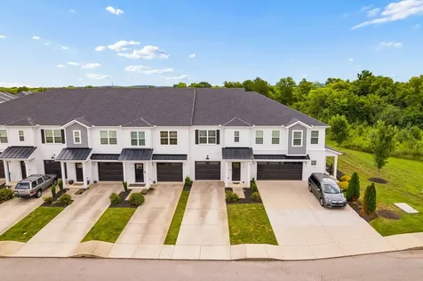 4347 Doral Drive Murfreesboro TN 37127