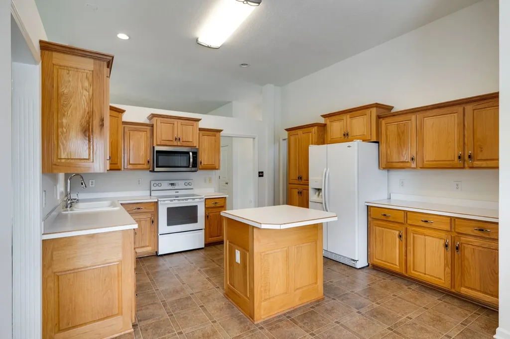 1406 Gray Fox Lane Spring Hill TN 37174