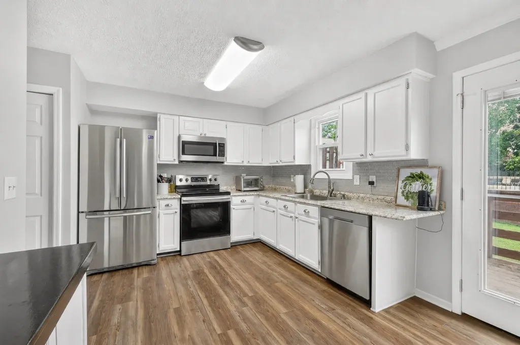430 Walton Ferry Road Hendersonville TN 37075