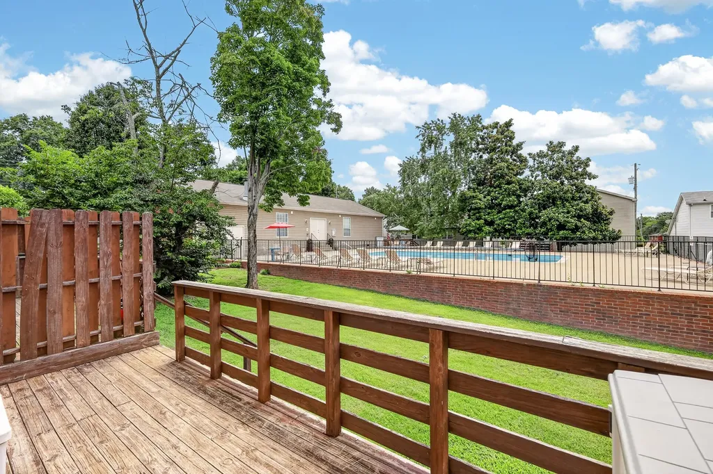 430 Walton Ferry Road Hendersonville TN 37075