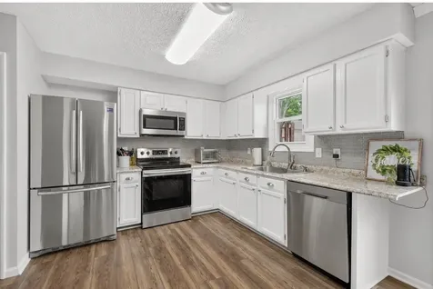 430 Walton Ferry Road Hendersonville TN 37075