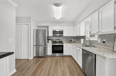 430 Walton Ferry Road Hendersonville TN 37075