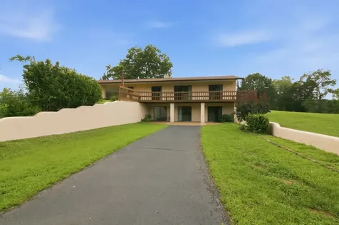 380 Mcintosh Road Paris TN 38242