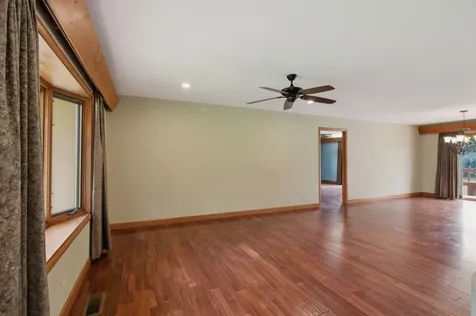 380 Mcintosh Road Paris TN 38242