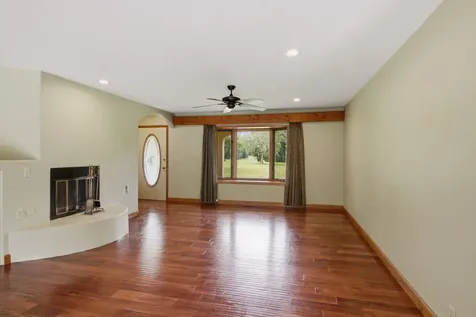 380 Mcintosh Road Paris TN 38242