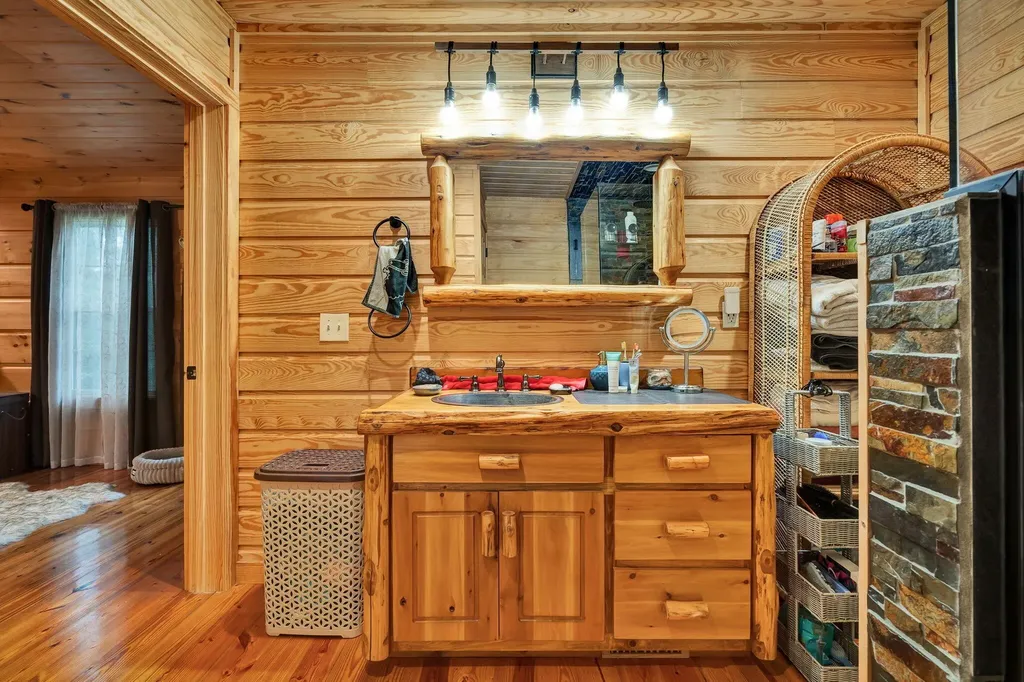 1751 County Road 50 Riceville TN 37370