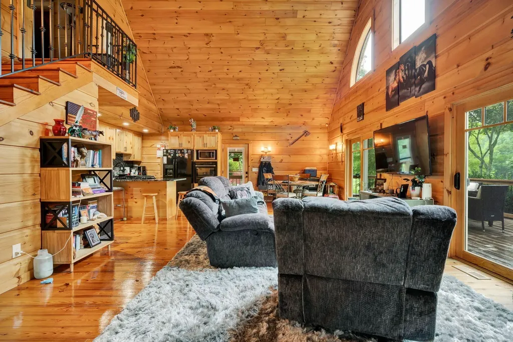 1751 County Road 50 Riceville TN 37370