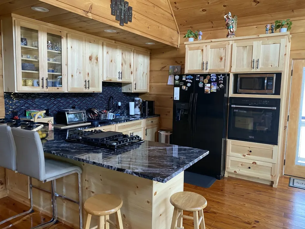 1751 County Road 50 Riceville TN 37370