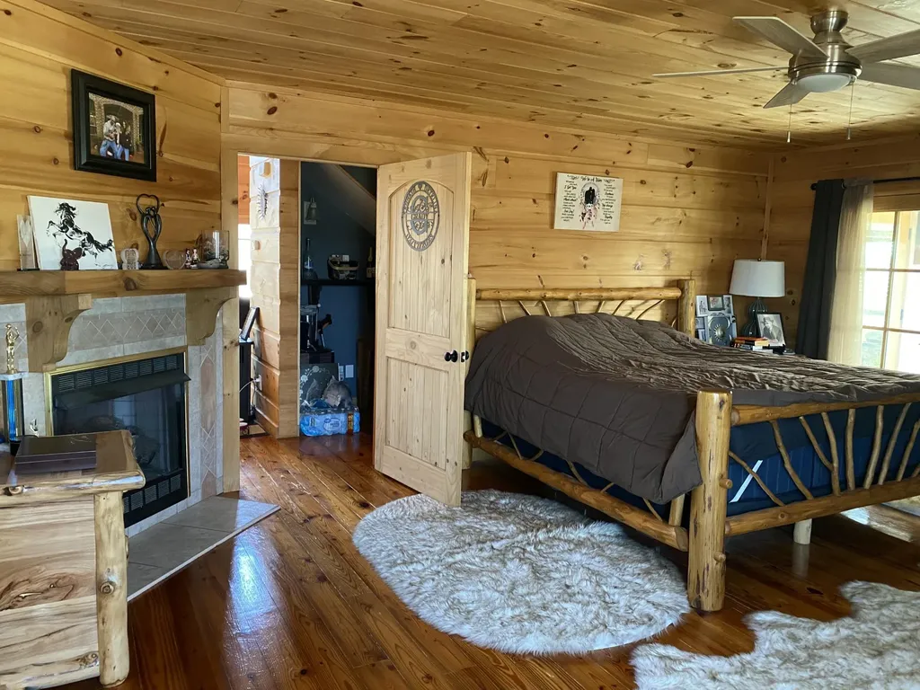 1751 County Road 50 Riceville TN 37370
