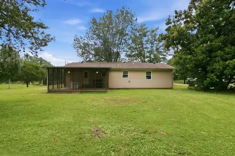 2097 Van Dyke Road Paris TN 38242