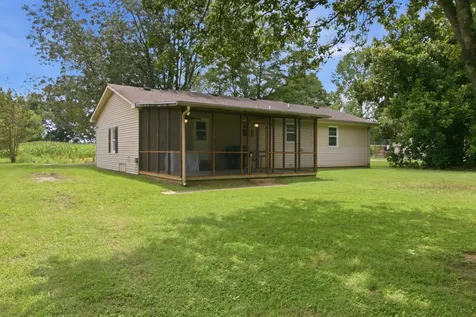 2097 Van Dyke Road Paris TN 38242