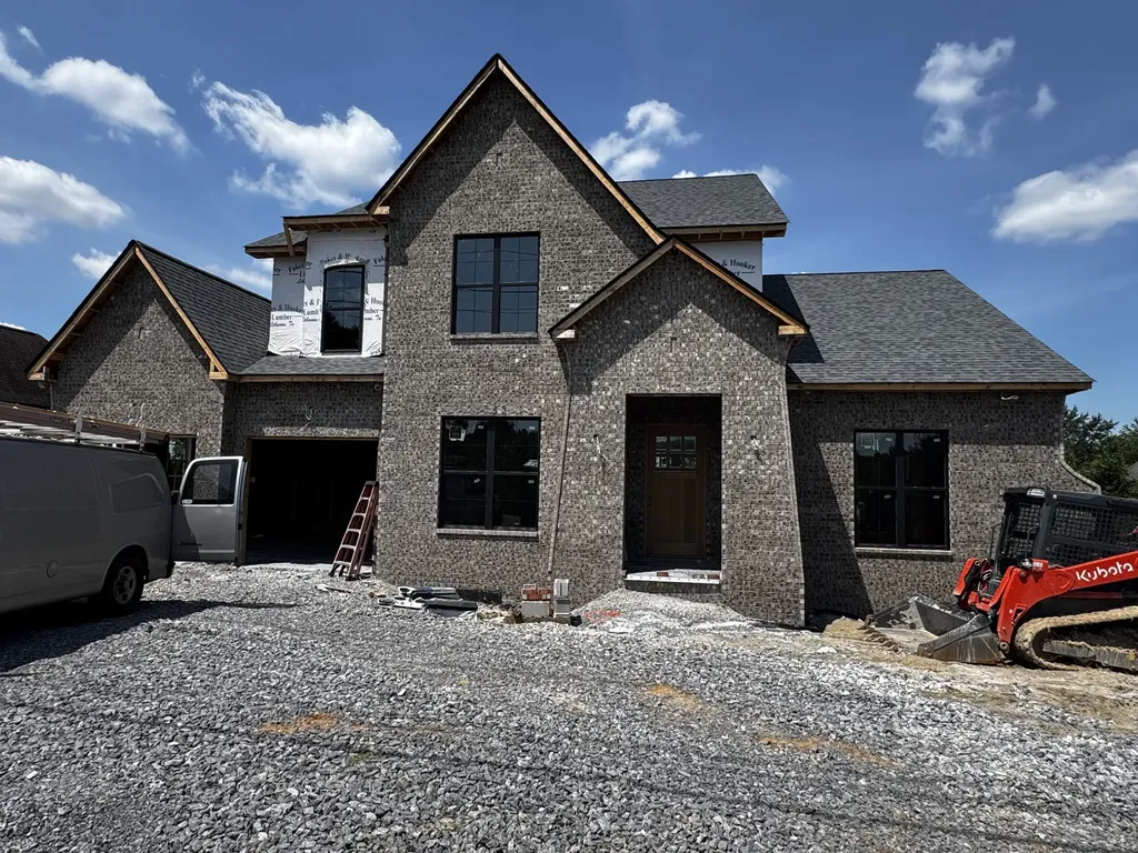 4220 Coles Ferry Park Lebanon TN 37087