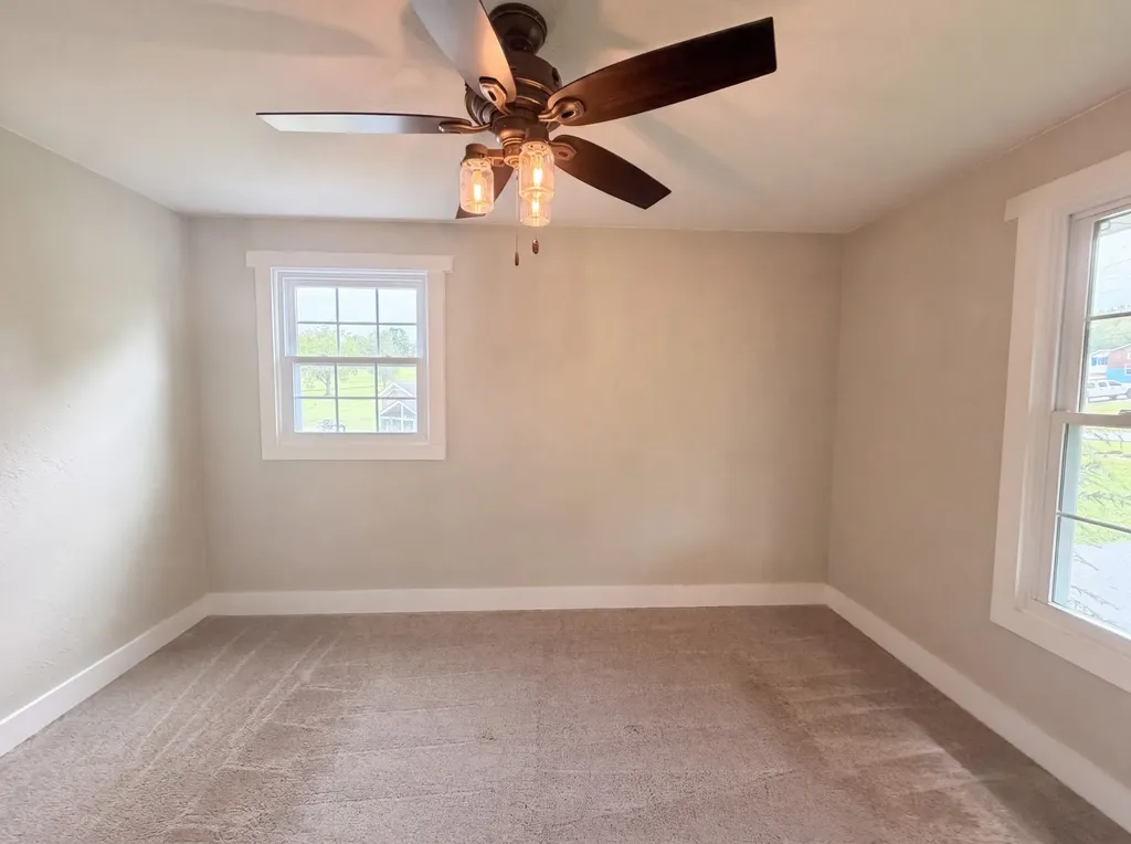 102 S Valley Road Hendersonville TN 37075