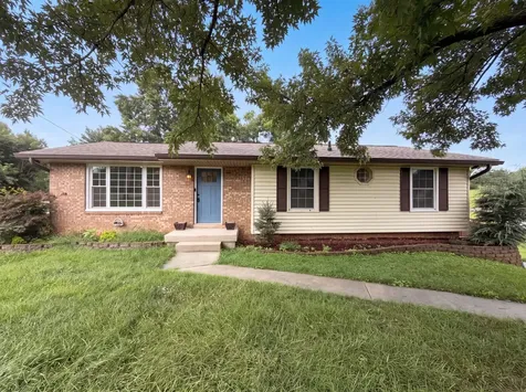 102 S Valley Road Hendersonville TN 37075