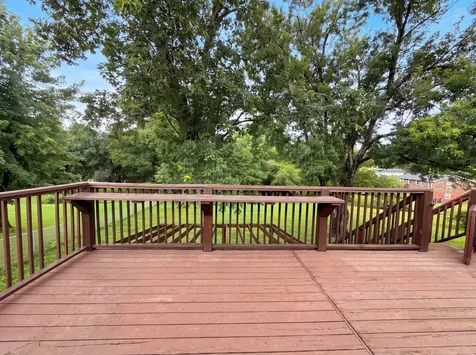 102 S Valley Road Hendersonville TN 37075