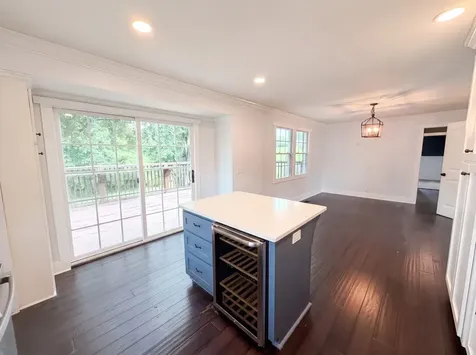 102 S Valley Road Hendersonville TN 37075