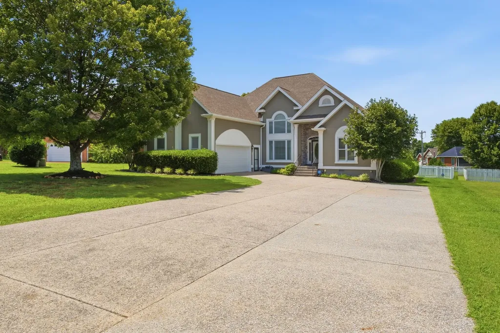 104 Clearview Court Springfield TN 37172