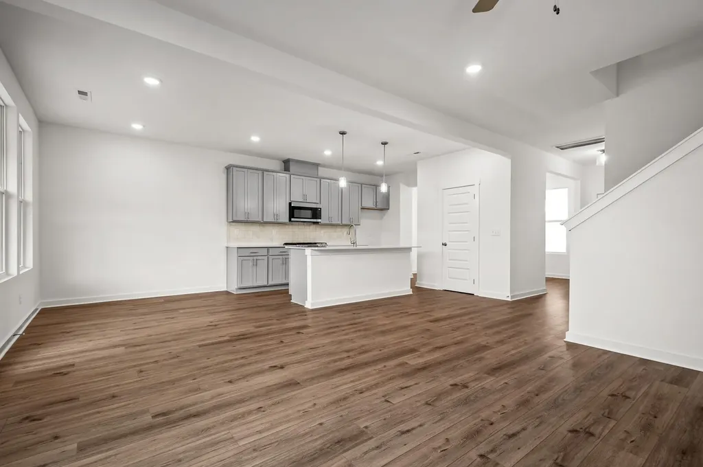 8008 Netterfield Drive White House TN 37188