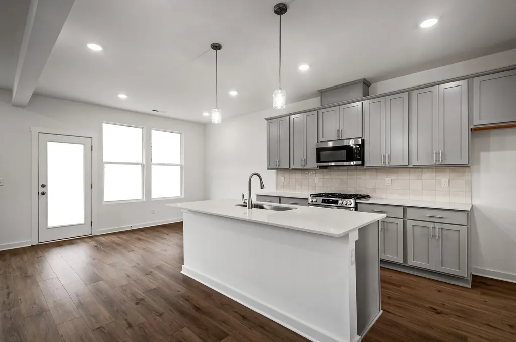8008 Netterfield Drive White House TN 37188