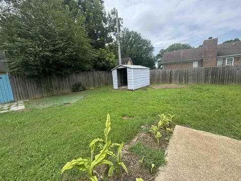 6555 Stockport Cove Memphis TN 38141
