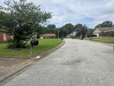 6555 Stockport Cove Memphis TN 38141