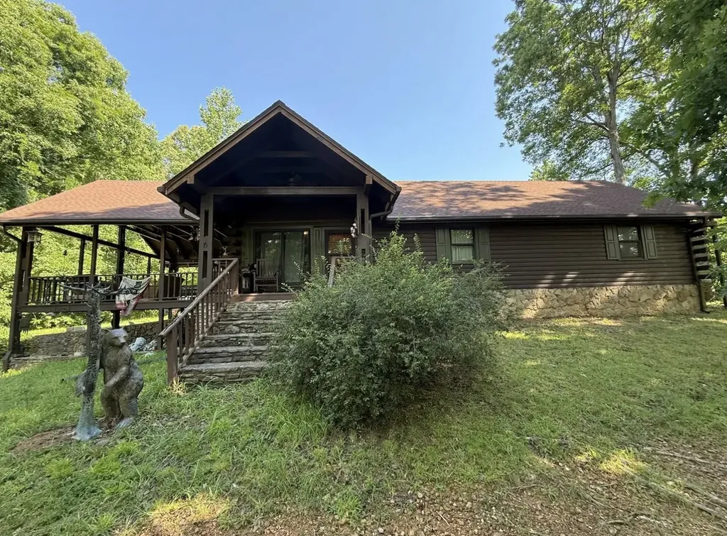 162 Tracy Road Hohenwald TN 38462