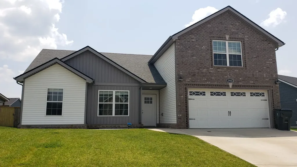 1944 Sydney Louise Drive Clarksville TN 37042