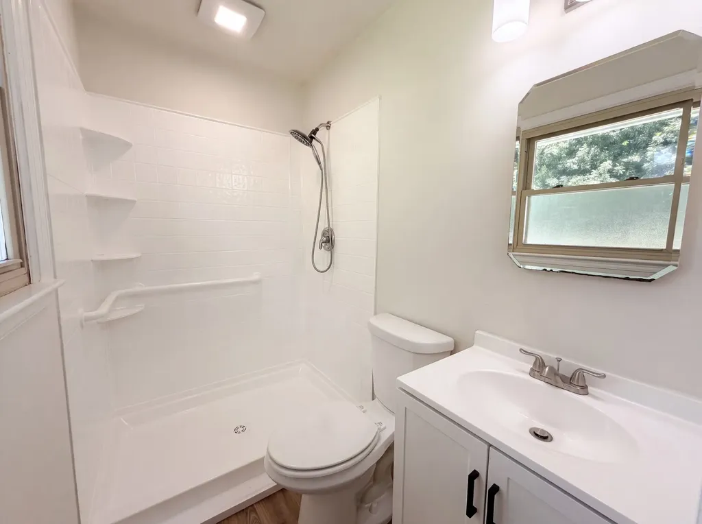 212 Islandia Ct, W Nashville TN 37217