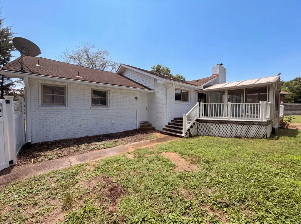 212 Islandia Ct, W Nashville TN 37217