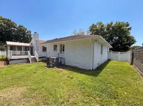 212 Islandia Ct, W Nashville TN 37217