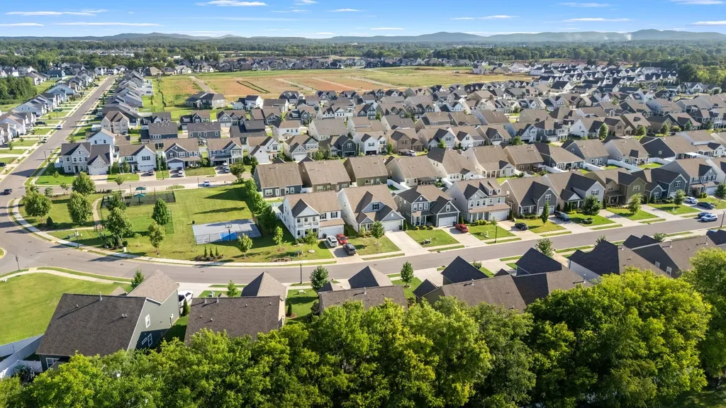 5148 Bridgemore Boulevard Murfreesboro TN 37129