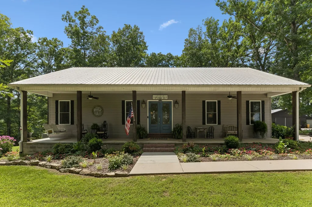 1 Lillie Lane Lawrenceburg TN 38464