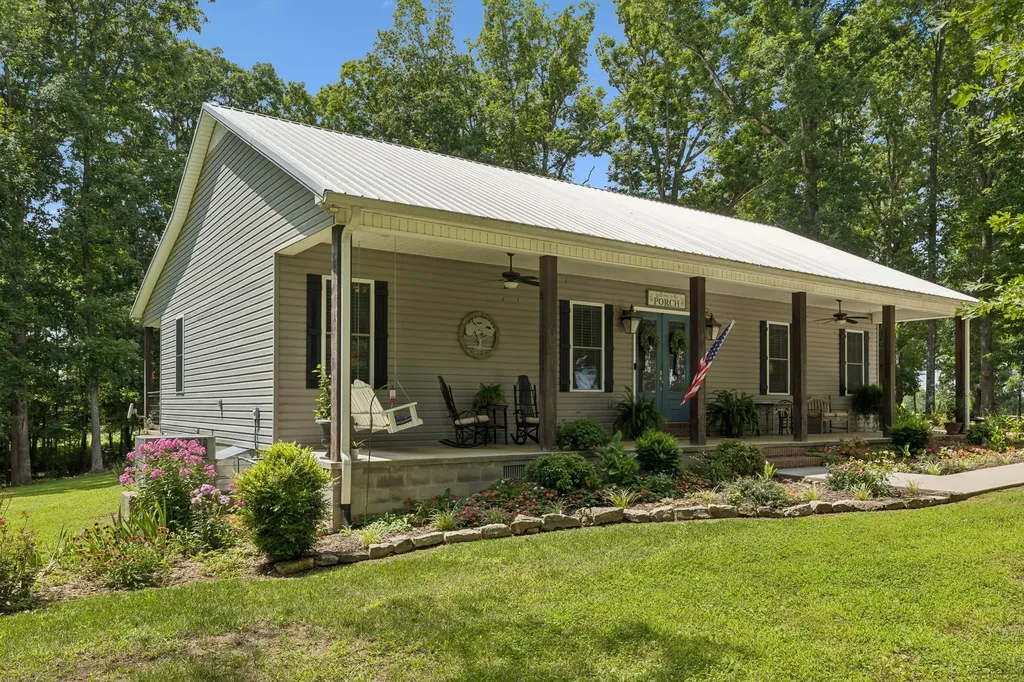 1 Lillie Lane Lawrenceburg TN 38464