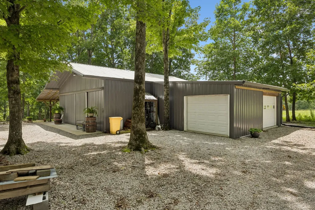 1 Lillie Lane Lawrenceburg TN 38464